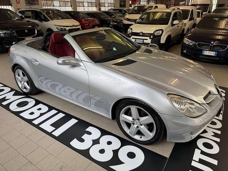 Usata Mercedes SLK200 163 CV (119 kW) 2005 Argento Cabrio