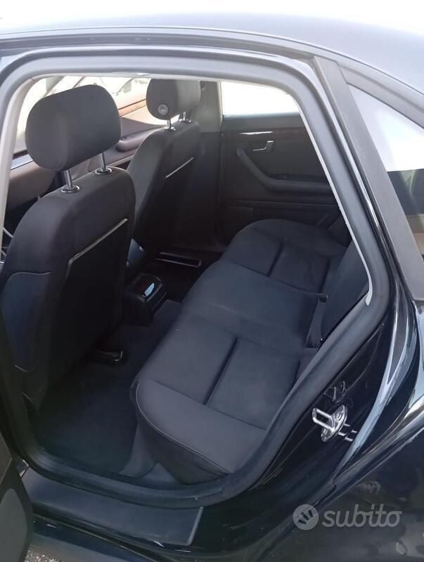Usata Audi A4 Comfort 130 CV (95 kW) 2002 Nero Berlina