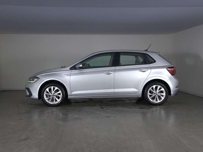 Usata VW Polo Style 95 CV (69 kW) 2022 Reflex silver Utilitaria