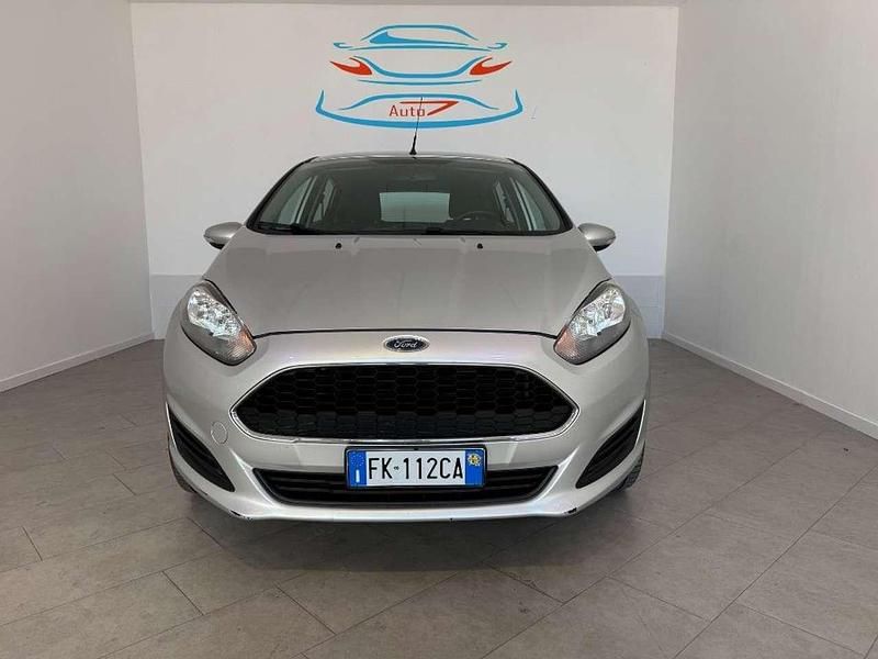 Usata Ford Fiesta Business Edition 95 CV (69 kW) 2017 Argento Berlina