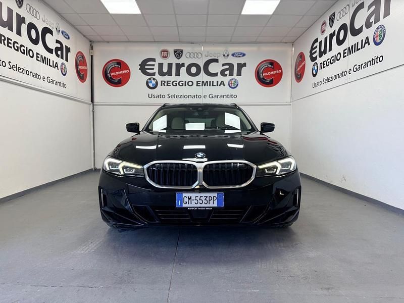 Usata BMW 318 150 CV (110 kW) 2023 Nero Station wagon