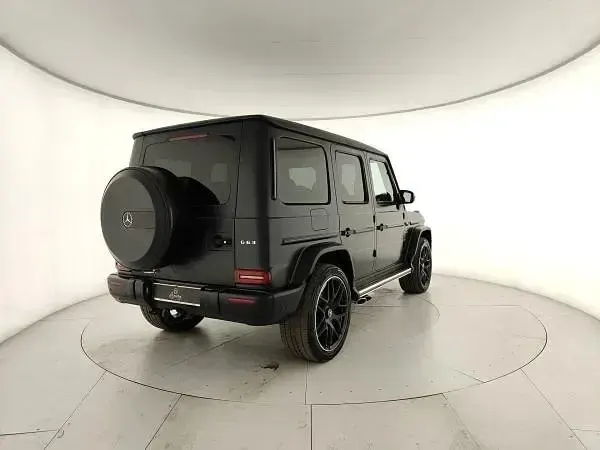 Usata Mercedes G63 AMG AMG 585 CV (430 kW) 2023 Designo magno night black SUV