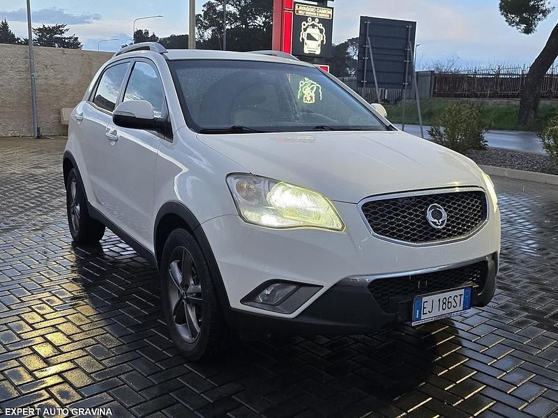 Usata Ssangyong (KGM) Korando 175 CV (128 kW) 2012 Bianco SUV