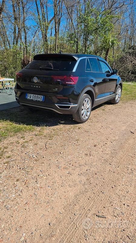 Usata VW T-Roc IQ Drive 177 CV (130 kW) 2019 Nero SUV