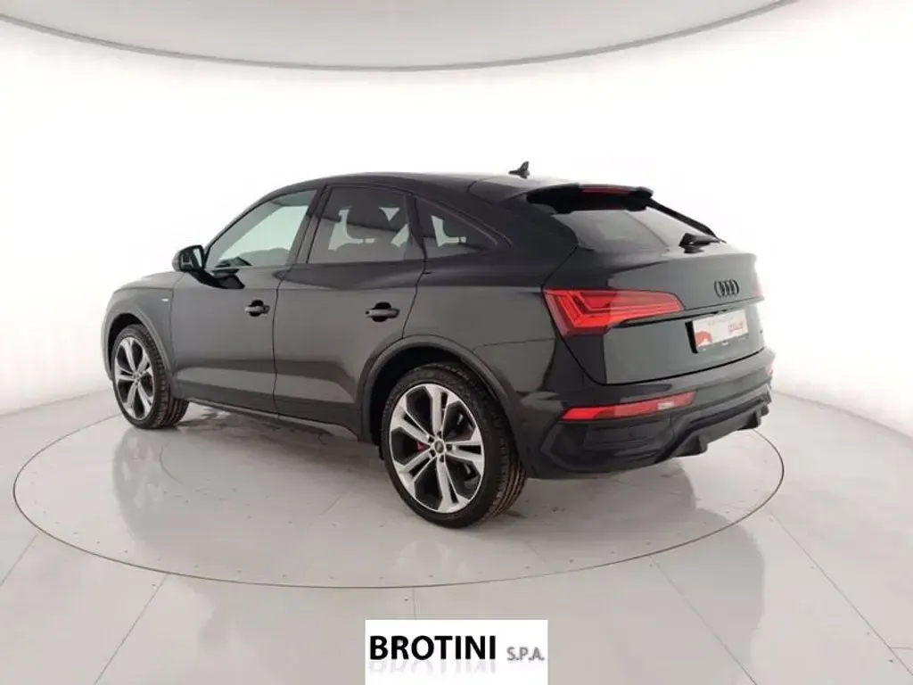 Usata Audi Q5 S-line plus 204 CV (150 kW) 2024 Nero metallizzato SUV
