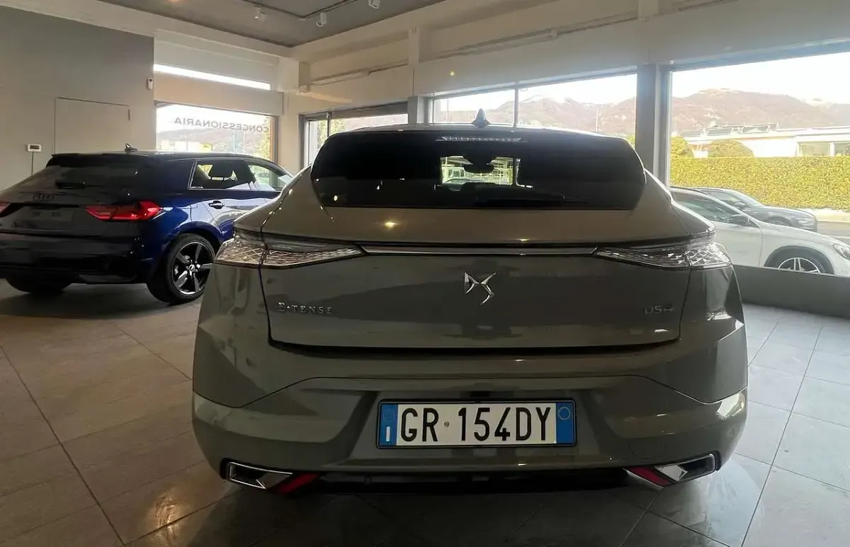 Usata DS Automobiles DS4 Crossback Opera 179 CV (131 kW) 2023 Grigio SUV