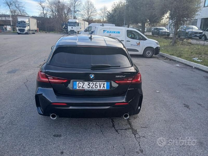 Usata BMW 120 M Sport 190 CV (139 kW) 2025 Nero Utilitaria