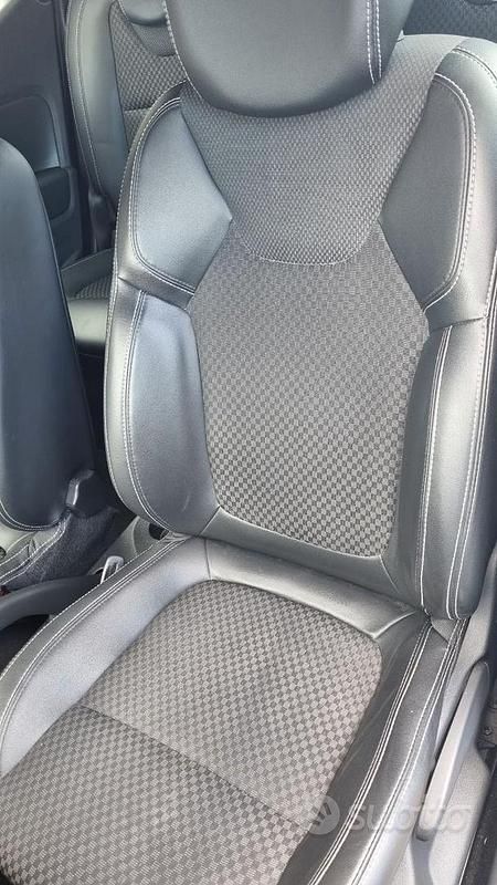 Usata Renault Clio IV Zen 90 CV (66 kW) 2019 Bianco Berlina