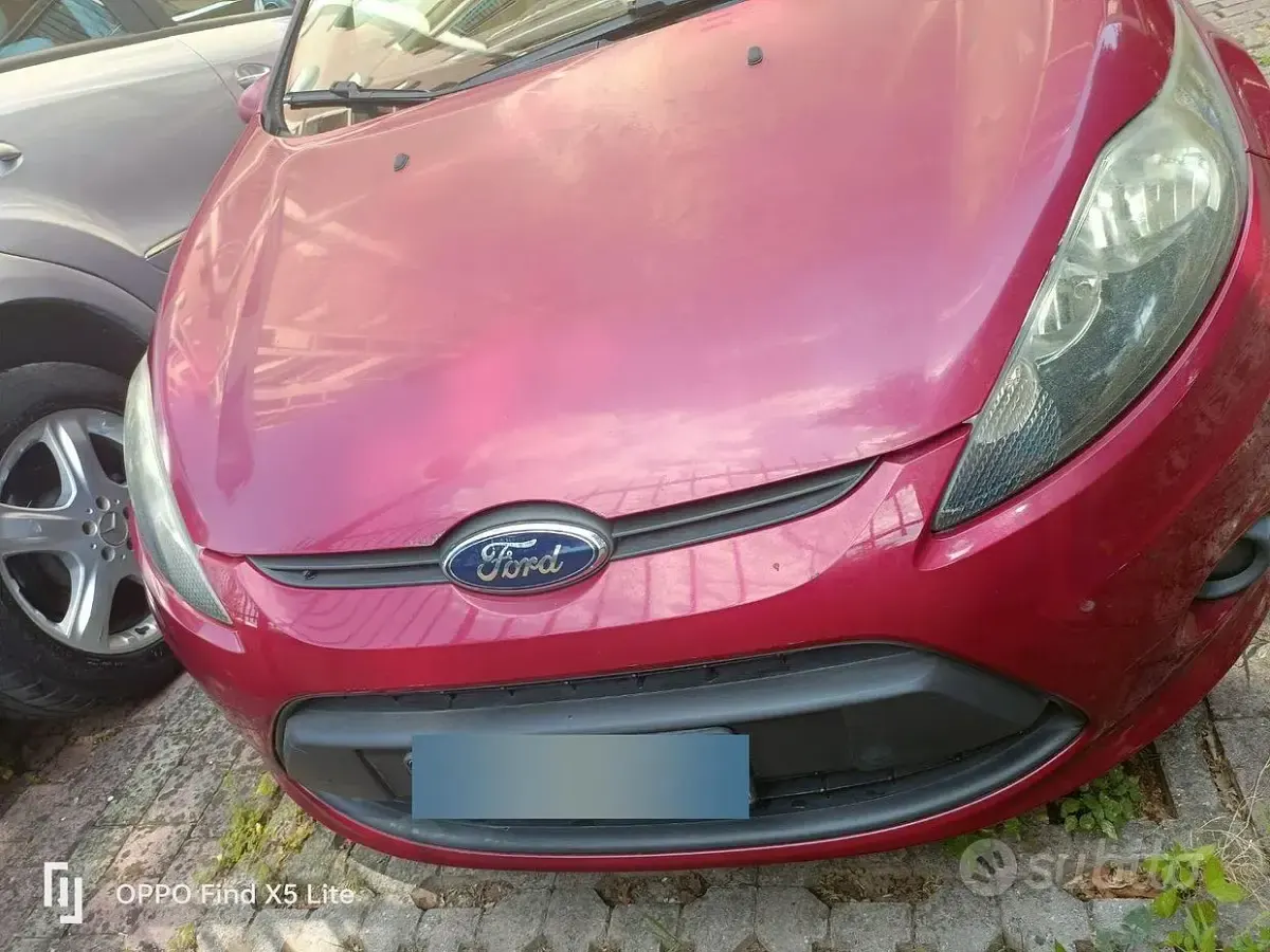 Usata Ford Fiesta 95 CV (69 kW) 2011 Rosso Berlina