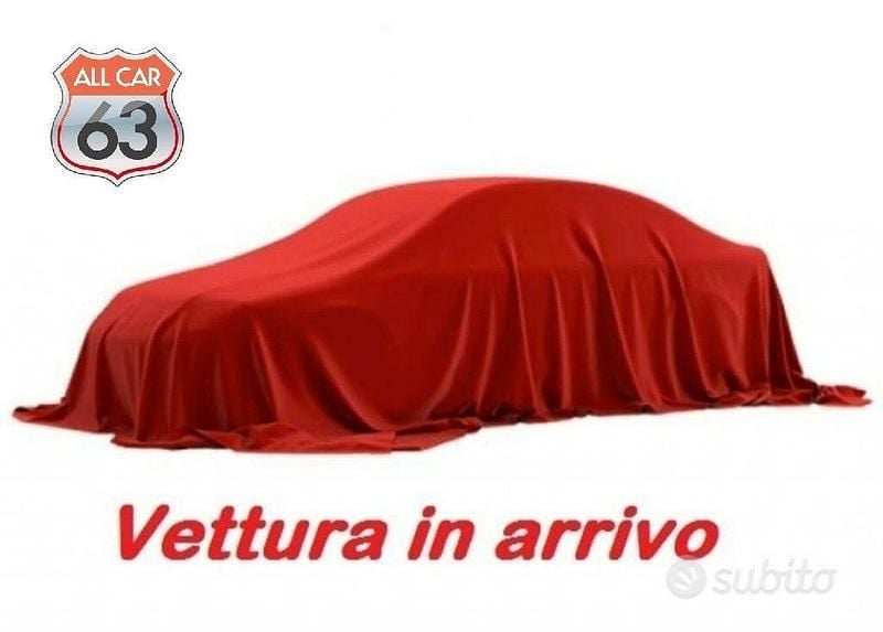 Usata Renault Clio V 100 CV (73 kW) 2023 Grigio Berlina