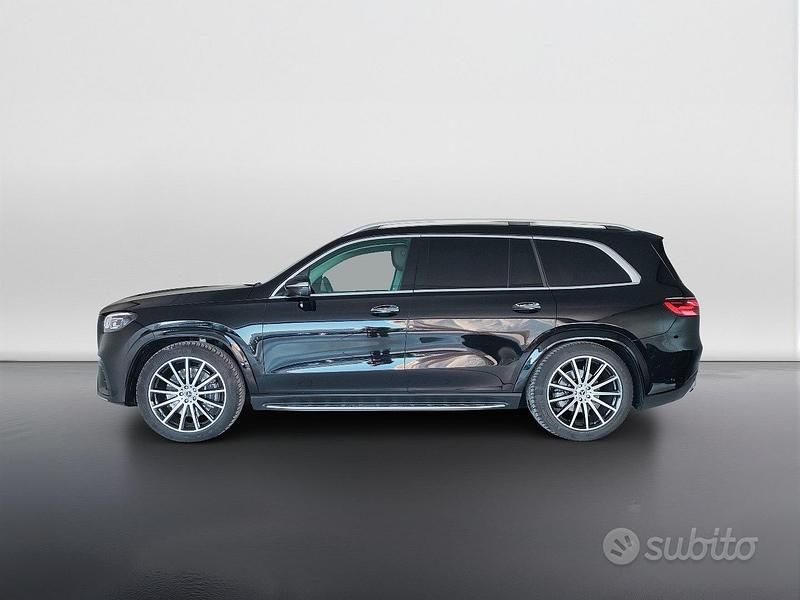 Usado Mercedes GLS450 AMG line 367 CV (269 kW) 2023 Negro SUV