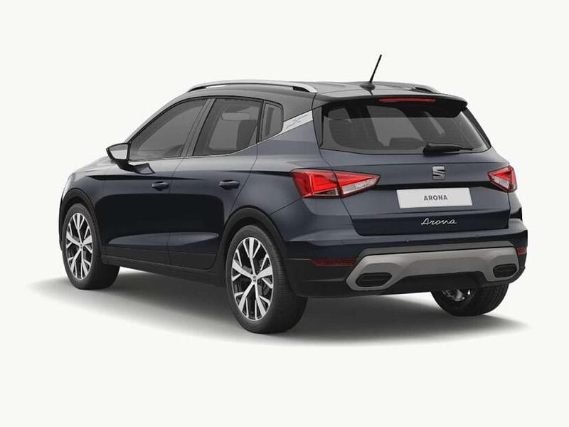 Usata Seat Arona Xperience 110 CV (80 kW) 2023 Grigio SUV