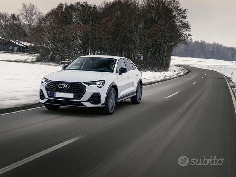Usata Audi Q3 Business Plus 150 CV (110 kW) 2022 Blu SUV