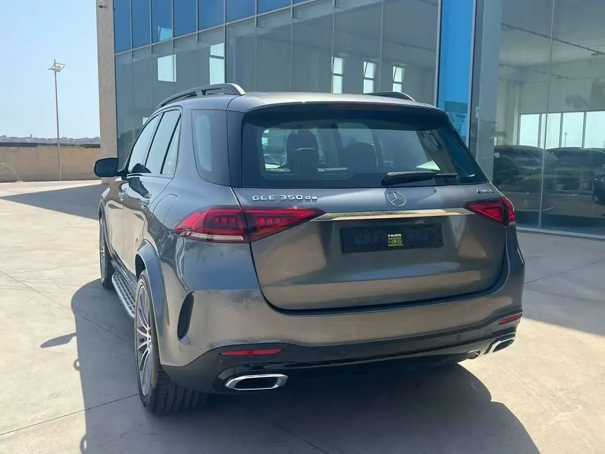 Usata Mercedes GLE350 Premium 194 CV (142 kW) 2022 Argento SUV