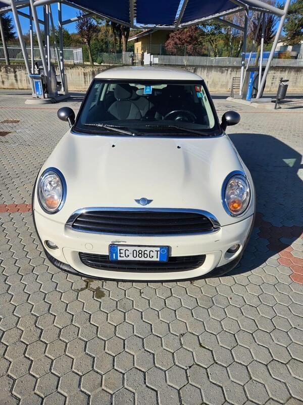 Usata Mini ONE 75 CV (55 kW) 2011 Bianco Utilitaria