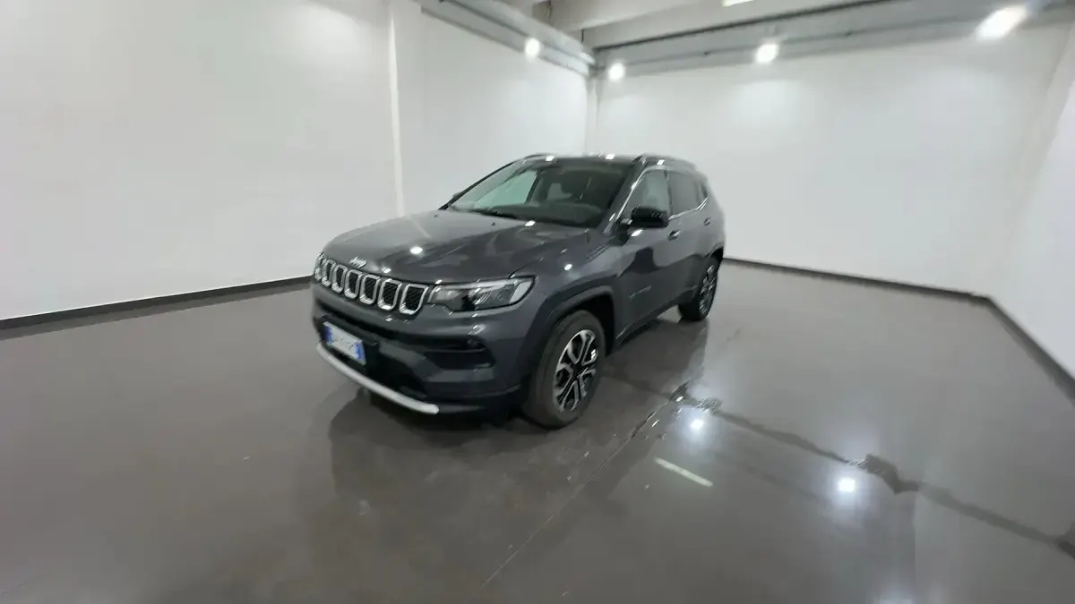 Usata Jeep Compass Limited 130 CV (95 kW) 2023 Graphite grey met. SUV