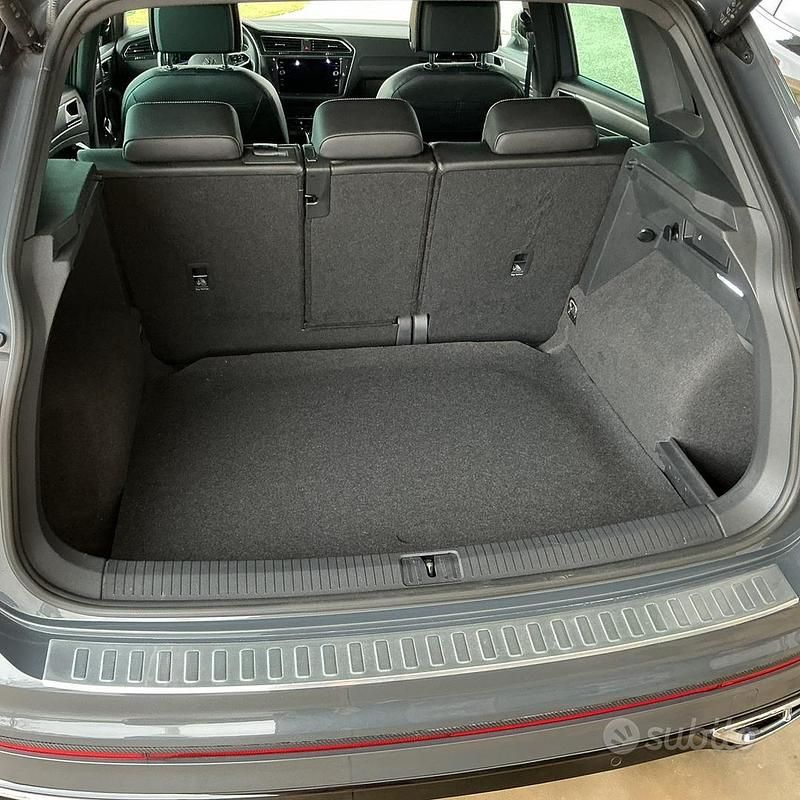 Usata VW Tiguan 150 CV (110 kW) 2022 Grigio SUV