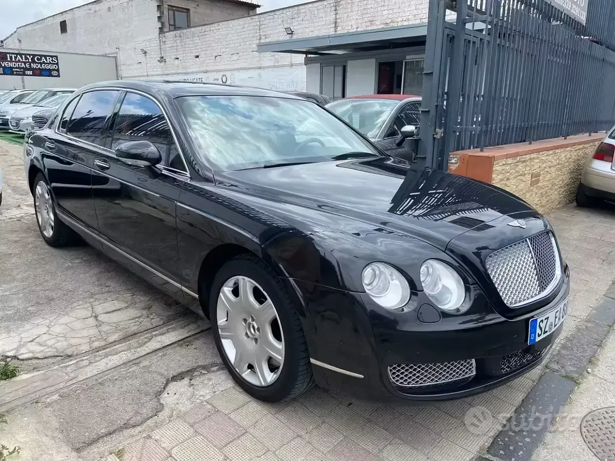 Usata Bentley Continental Flying Spur 559 CV (411 kW) 2007 Nero Berlina