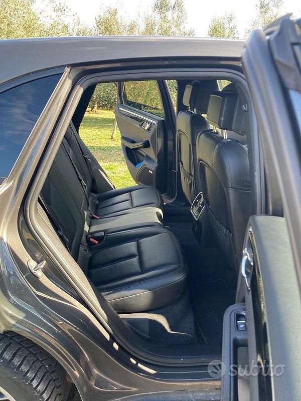 Usata Porsche Macan 2018 Grigio SUV