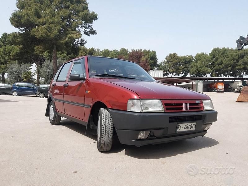 Rosso Usata 1992 Fiat Uno Due volumi | 2800 € - Immagine 1/4