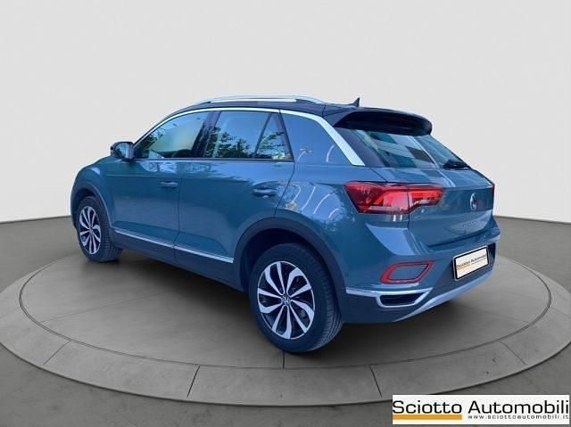 Usata VW T-Roc Style 150 CV (110 kW) 2022 Petroleum blu SUV