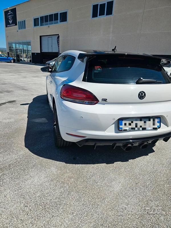 Usata VW Scirocco 160 CV (117 kW) 2010 Bianco Coupé