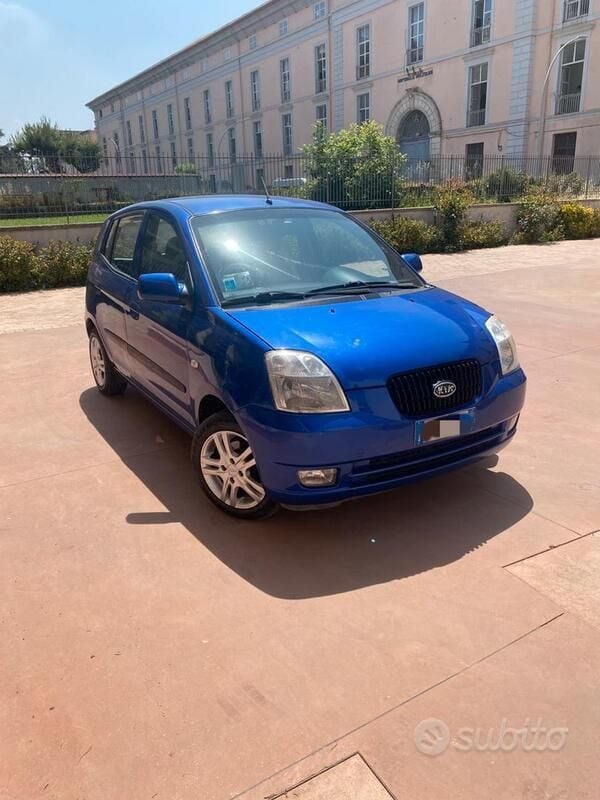 Usata Kia Picanto LX 61 CV (44 kW) 2007 Blu Utilitaria