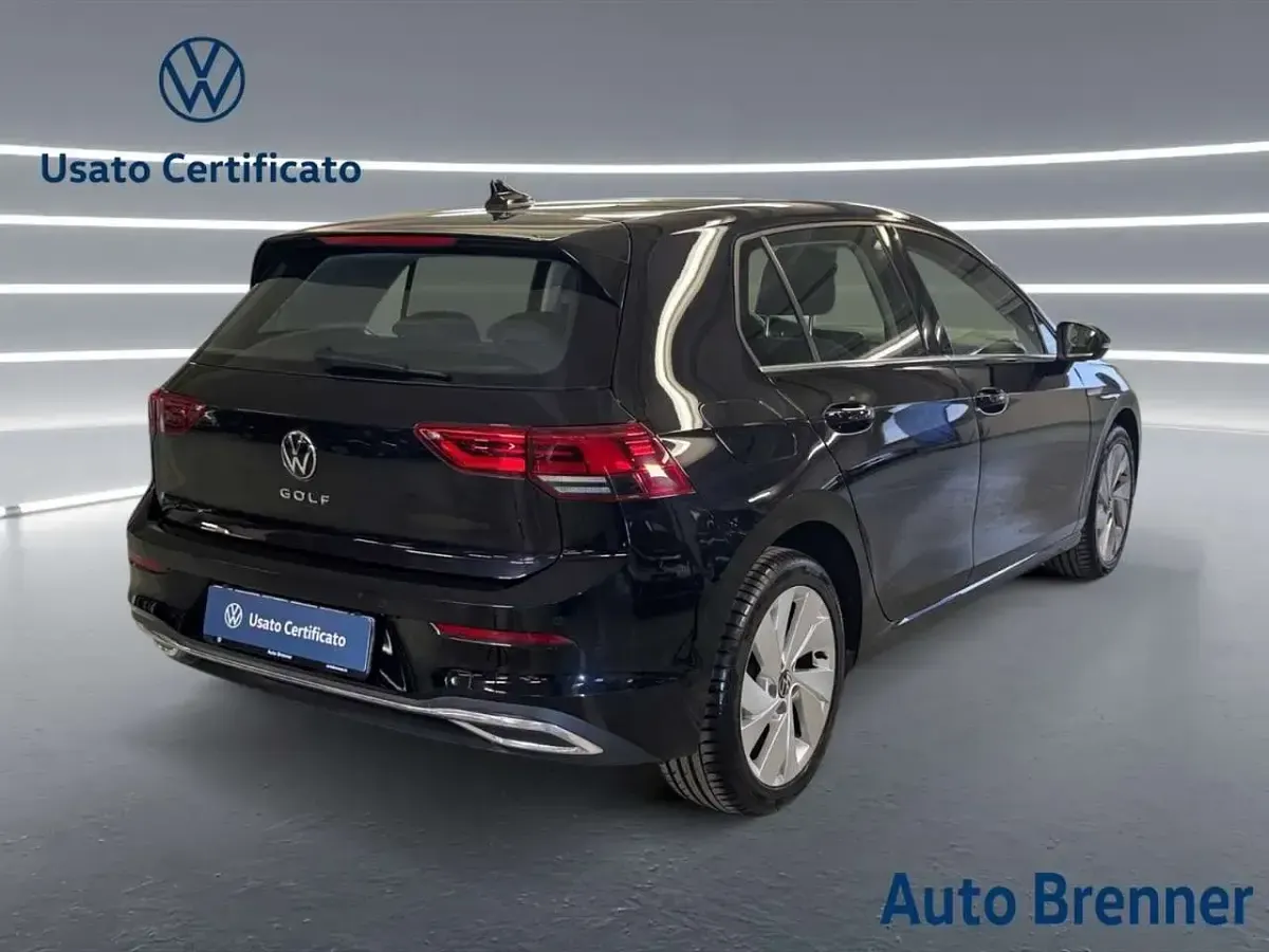 Usata VW Golf VIII Style 116 CV (85 kW) 2023 Deep black perlato Berlina