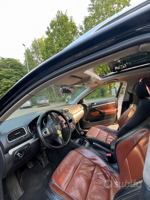 Usata VW Golf VI 140 CV (102 kW) 2011 Nero Utilitaria