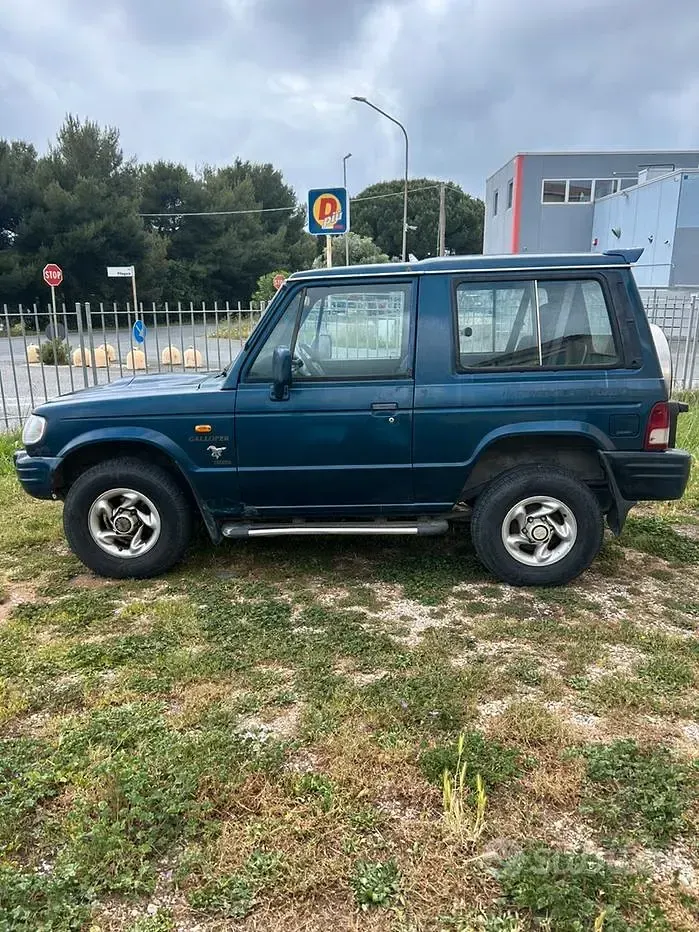 Usata Hyundai Galloper Turbo 100 CV (73 kW) 2001 Blu SUV