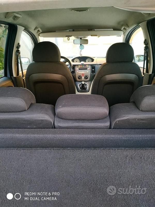 Usata Lancia Musa 2006 Blu Monovolume