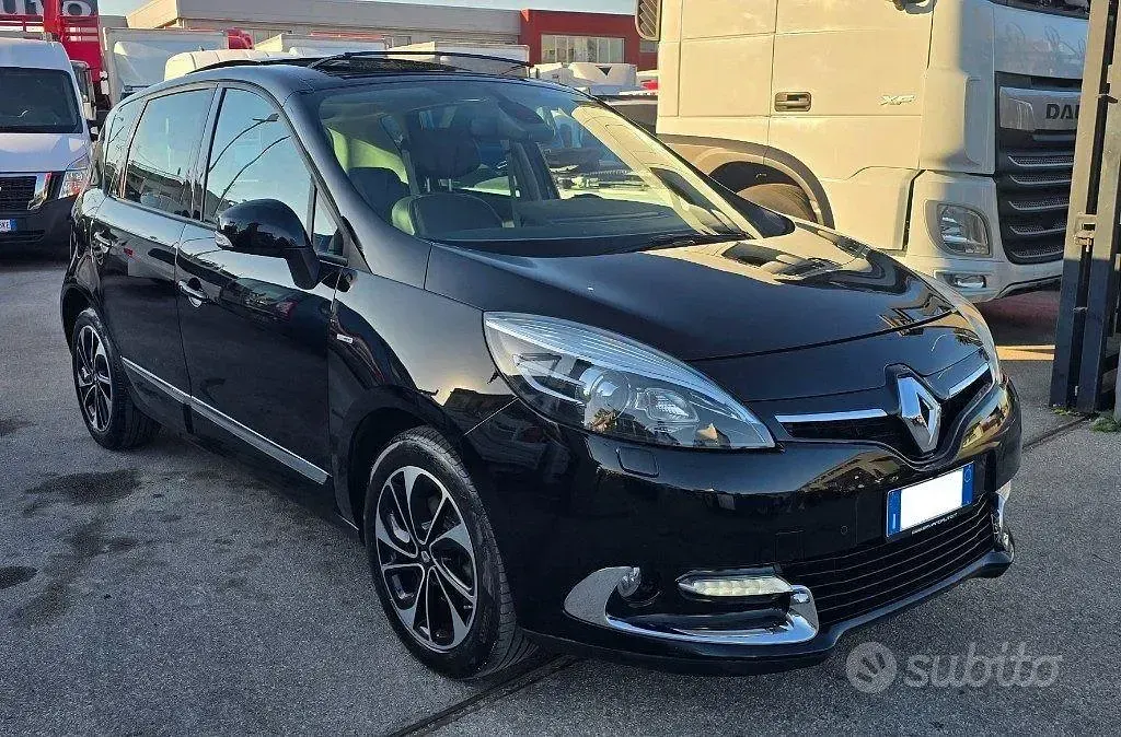 Usata Renault Scenic E-Tech 110 CV (80 kW) 2015 Nero Monovolume