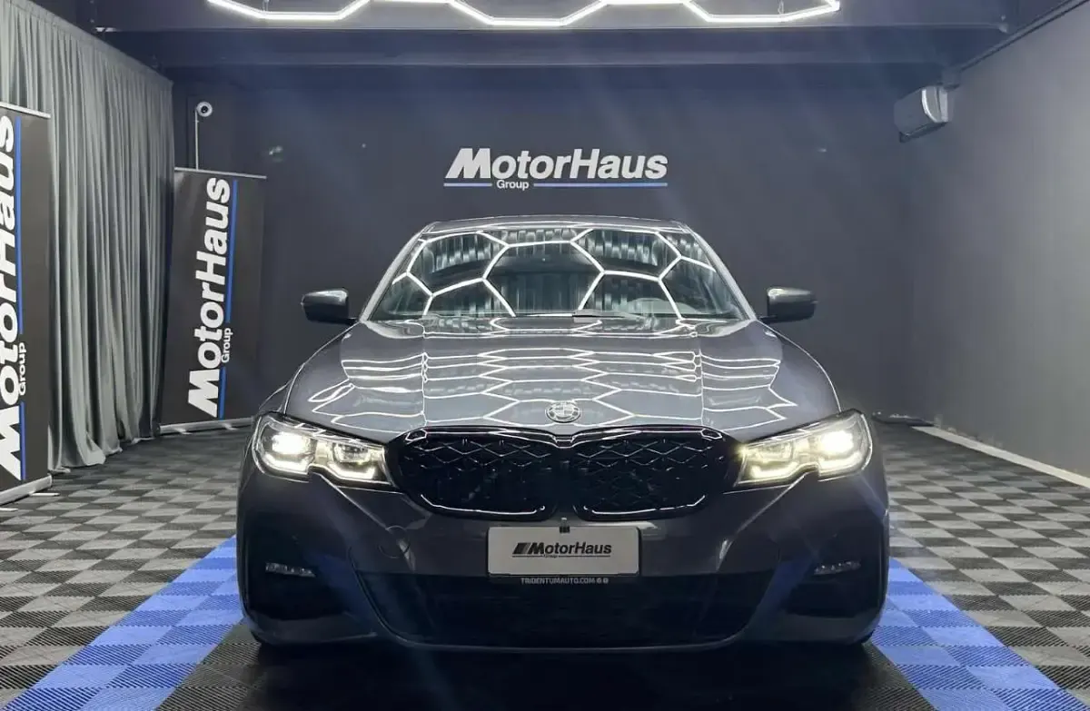 Usata BMW 320 M Sport 190 CV (139 kW) 2022 Grigio Berlina