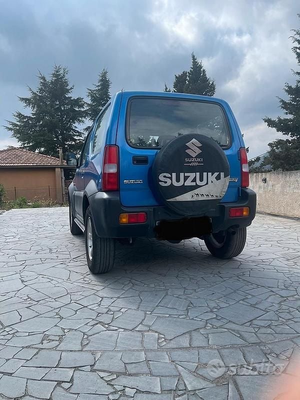 Usata Suzuki Jimny 80 CV (58 kW) 1999 SUV