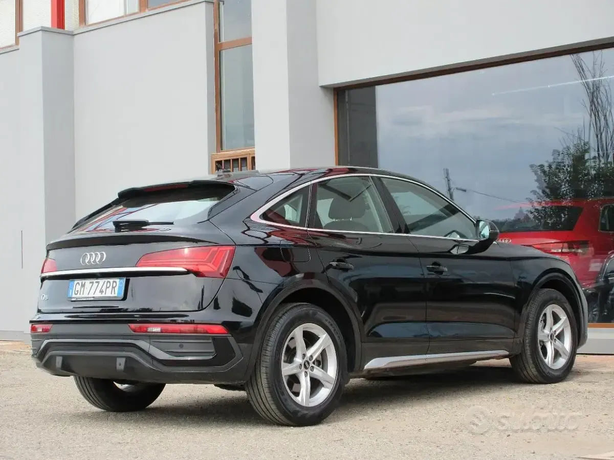 Usata Audi Q5 Sportback Business 163 CV (119 kW) 2023 Nero SUV
