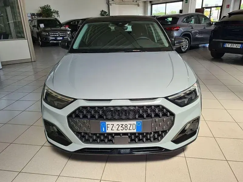 Usata Audi A1 116 CV (85 kW) 2020 Argento SUV