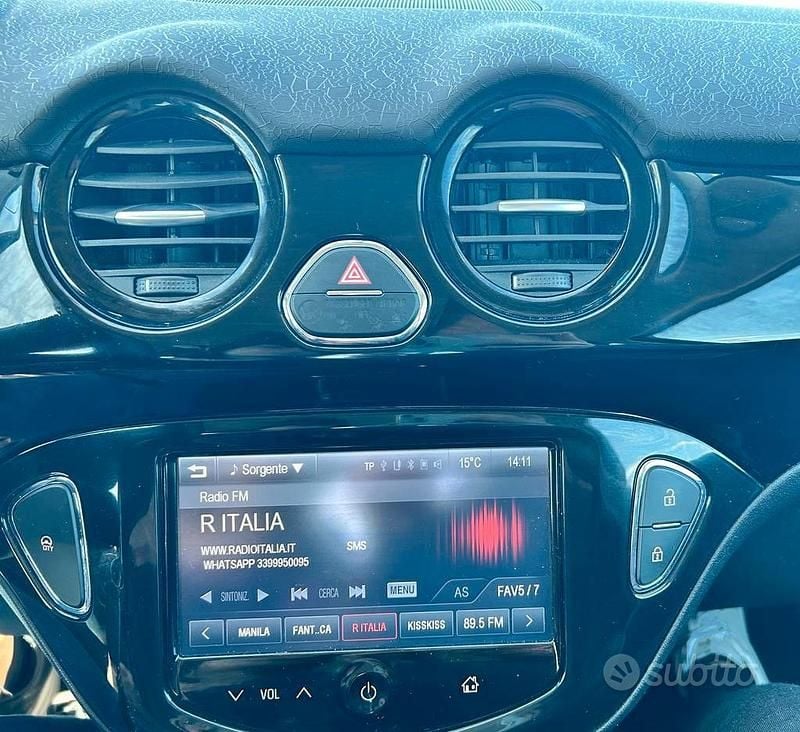 Usata Opel Adam 70 CV (51 kW) 2015 Blu Utilitaria