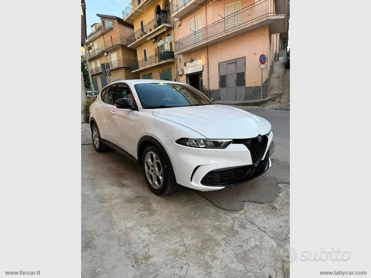 Usata Alfa Romeo Tonale Sprint 131 CV (96 kW) 2023 Bianco SUV