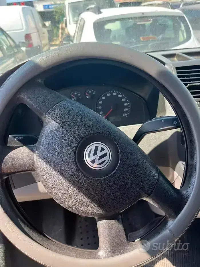 Usata VW T5 102 CV (75 kW) 2008 Grigio Furgone