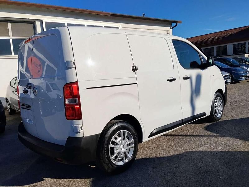 Usata Opel Vivaro 101 CV (74 kW) 2020 Bianco Monovolume