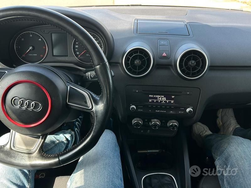 Usata Audi A1 Sportback 105 CV (77 kW) 2012 Grigio Utilitaria