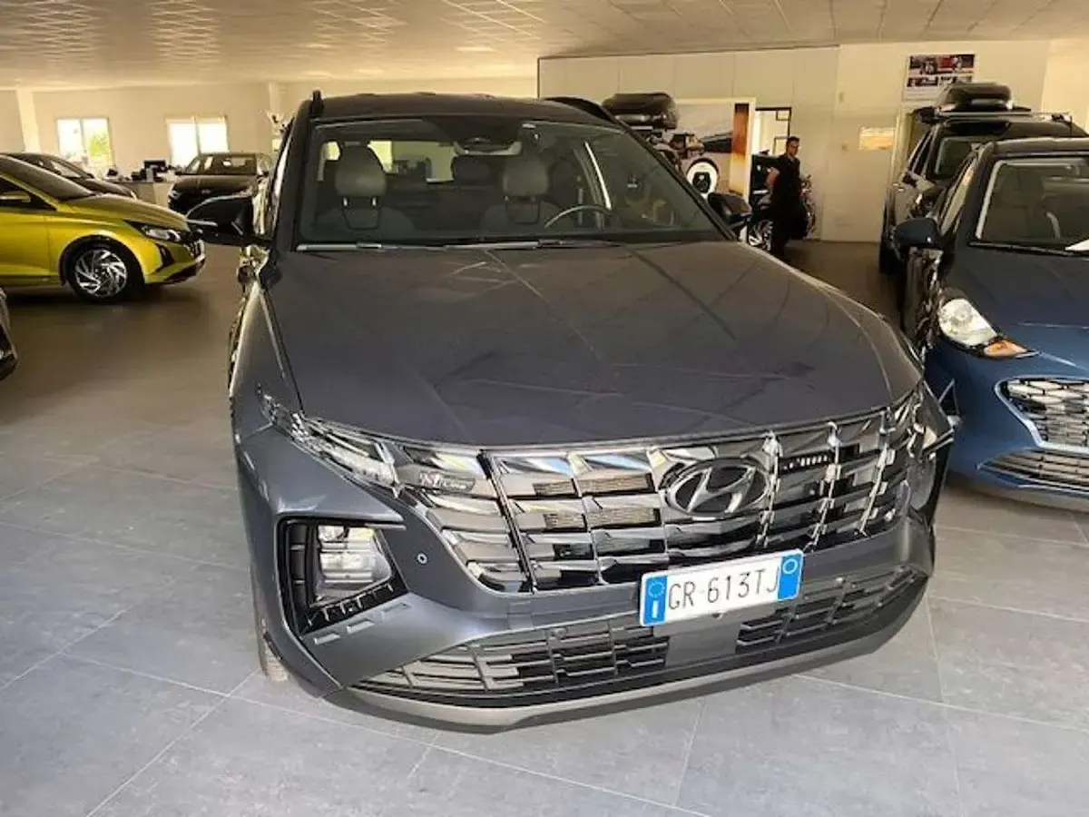Usata Hyundai Tucson N Line 179 CV (131 kW) 2024 Grigio scuro SUV