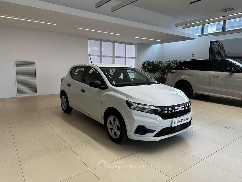 Usata Dacia Sandero Essentiel 67 CV (49 kW) 2024 Bianco Utilitaria