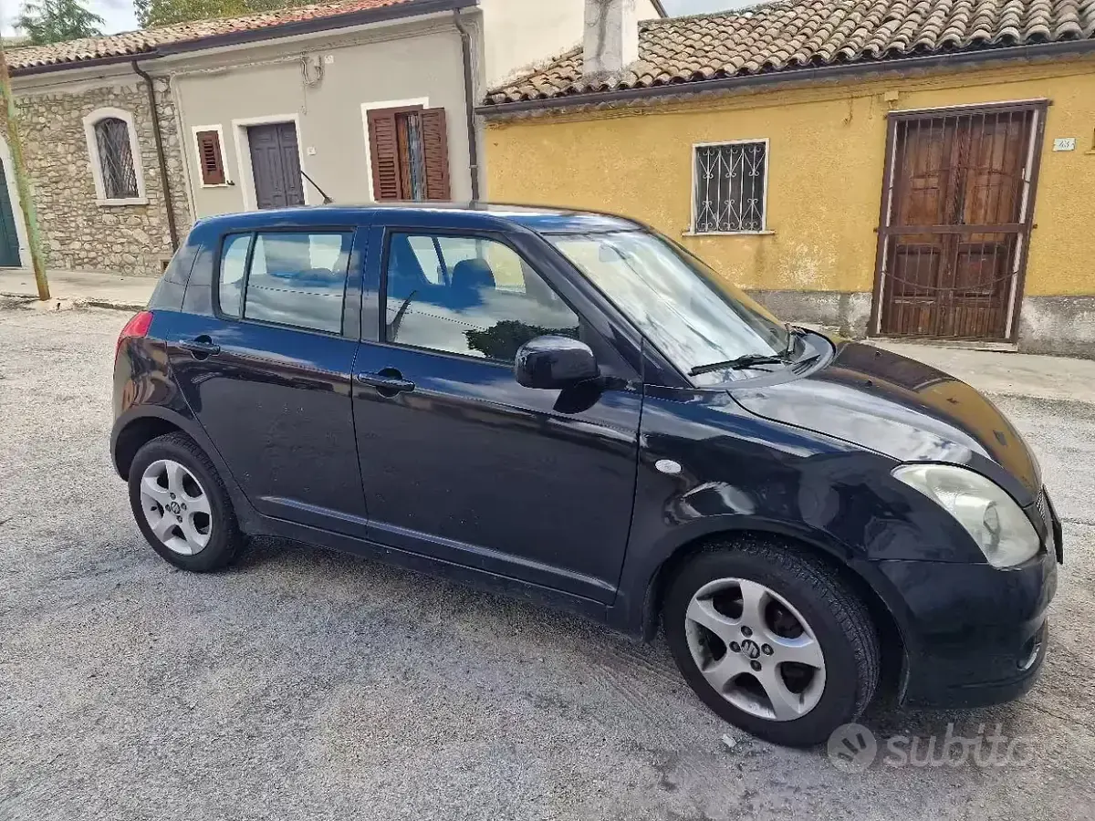 Brugt Suzuki Swift 92 HK (67 kW) 2006 Sort Hatchback