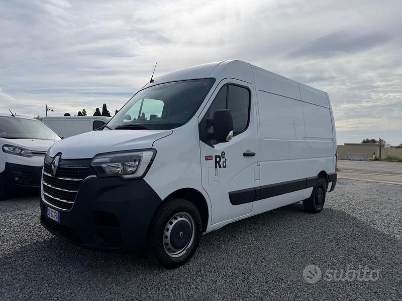 Usata Renault Master 145 CV (106 kW) 2020 Bianco Monovolume