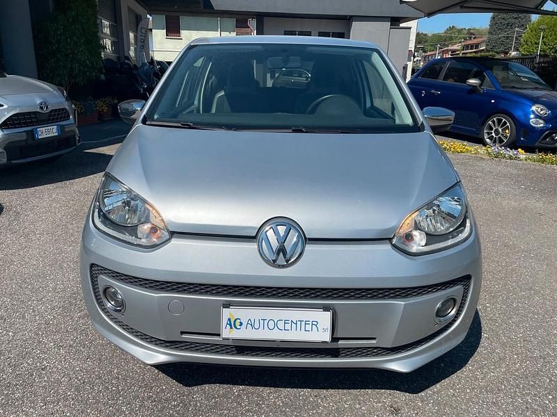 Begagnad VW up! 75 HK (55 kW) 2013 Silver Halvkombi