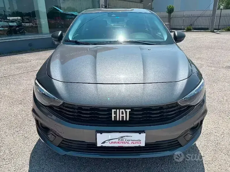 Usata Fiat Tipo 99 CV (72 kW) 2023 Grigio Station wagon