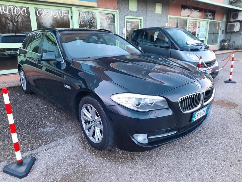 Usata BMW 520 Efficient Dynamics 184 CV (135 kW) 2013 Nero Station wagon