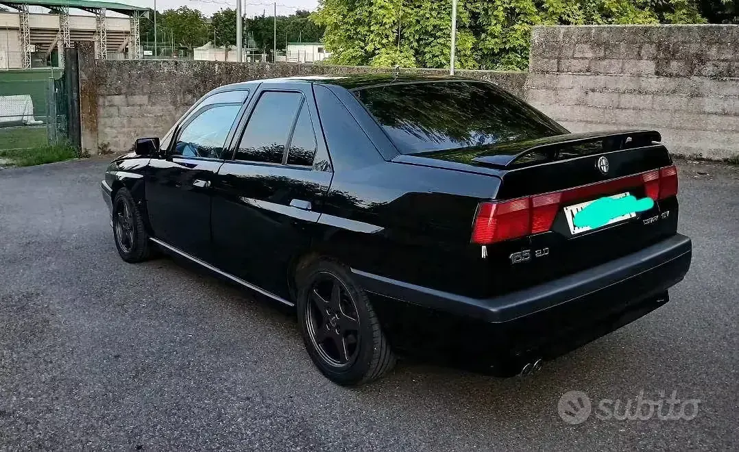 Usata Alfa Romeo 155 150 CV (110 kW) 1995 Nero Berlina