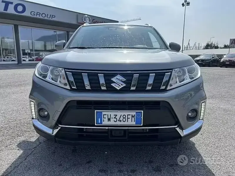 Usata Suzuki Vitara Cool 112 CV (82 kW) 2019 Grigio SUV